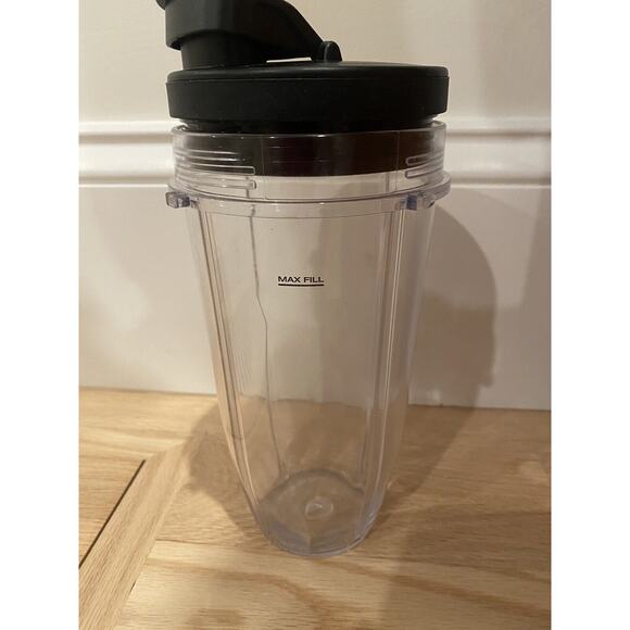 Nutri Ninja Blender Replacement 24oz Cup With Lid - Picture 3 of 6